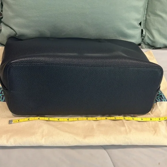 Tory Burch Perry Tote in Navy Blue with Gold Hardware - Picture 6 of 11